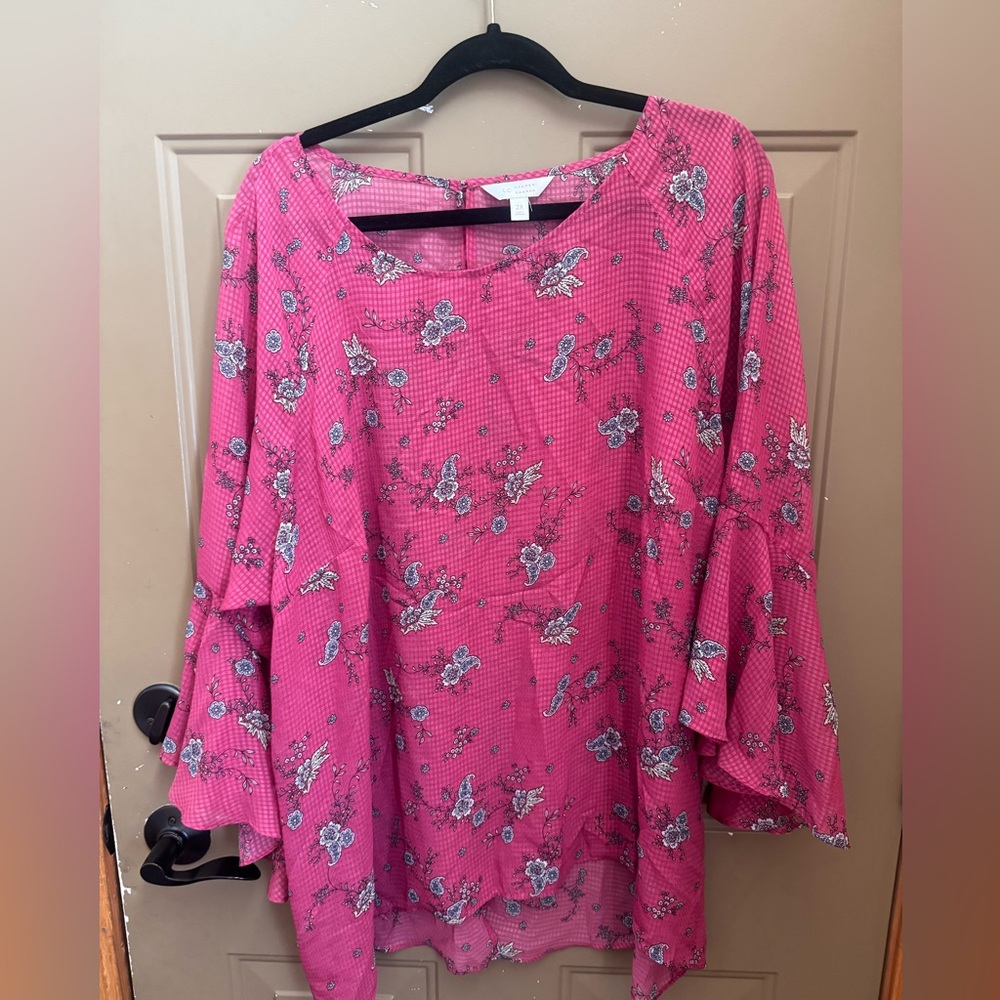 LC Lauren Conrad Pink Floral Blouse